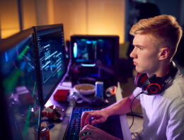 Online gamer miraculously survives real-life bullet to head