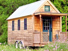 Should you build a tiny house for your SHTF plan?