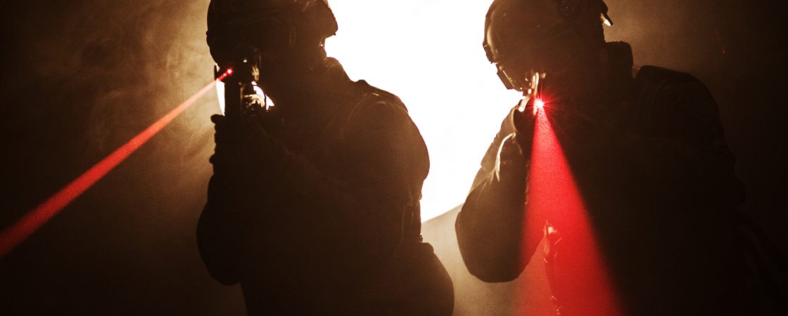 Fake cop confronts real gun and loses death match
