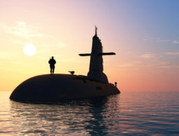 Eccentric millionaire captures Russian nuclear sub