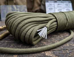 One-armed climber rappels to safety using paracord